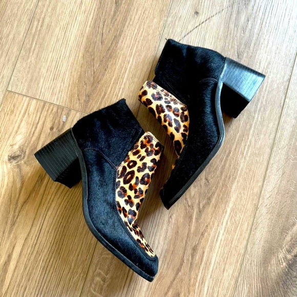 Bruno Valenti Shoes - Stylish Leopard and Black Ankle Boots